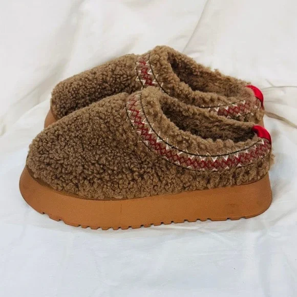 UGG Tazz Slipper Chestnut Platform Sheepskin Women Clog Sz 8/39 - Picture 2 of 4